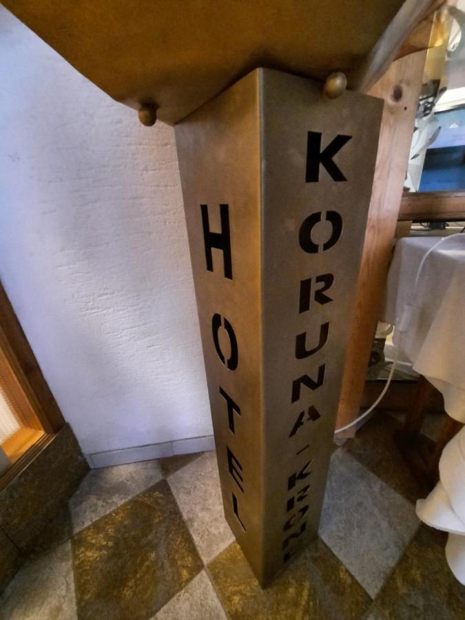 Hotel Koruna Jeseník Buitenkant foto