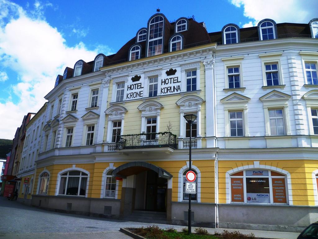 Hotel Koruna Jeseník Buitenkant foto