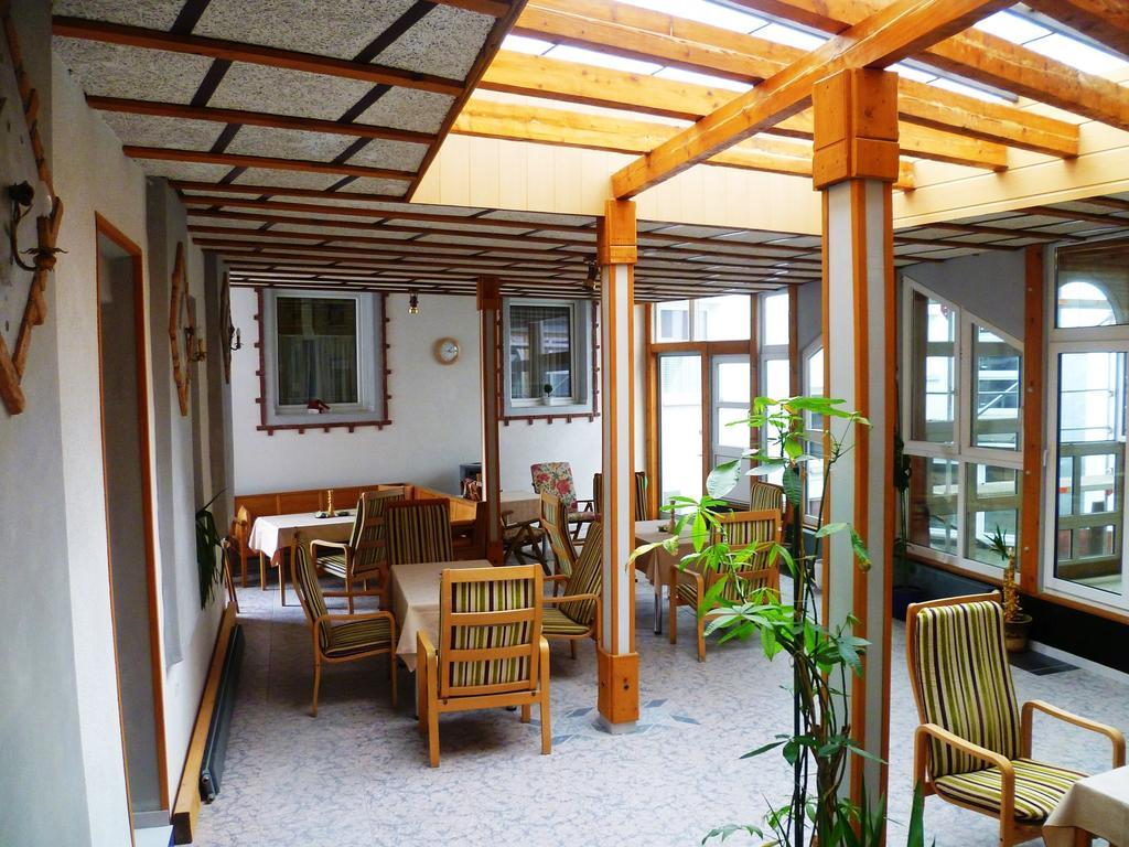 Hotel Koruna Jeseník Buitenkant foto